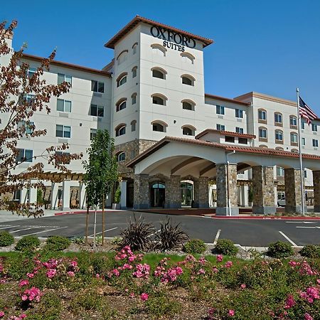 Oxford Suites Sonoma - Ронерт-Парк Экстерьер фото