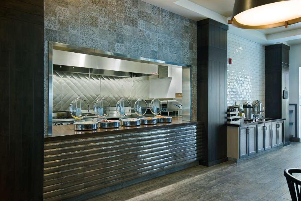 Oxford Suites Sonoma - Ронерт-Парк Ресторан фото