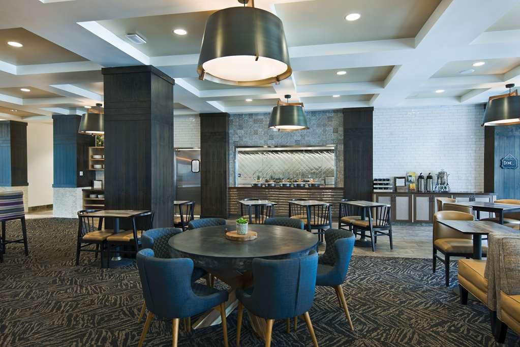 Oxford Suites Sonoma - Ронерт-Парк Ресторан фото
