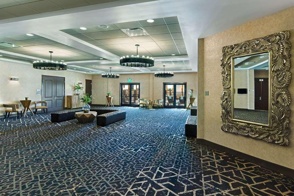 Oxford Suites Sonoma - Ронерт-Парк Удобства фото